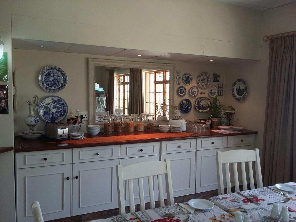 Lavender Lodge Vryburg Extérieur photo
