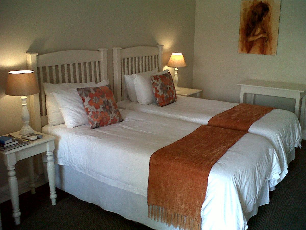 Lavender Lodge Vryburg Extérieur photo